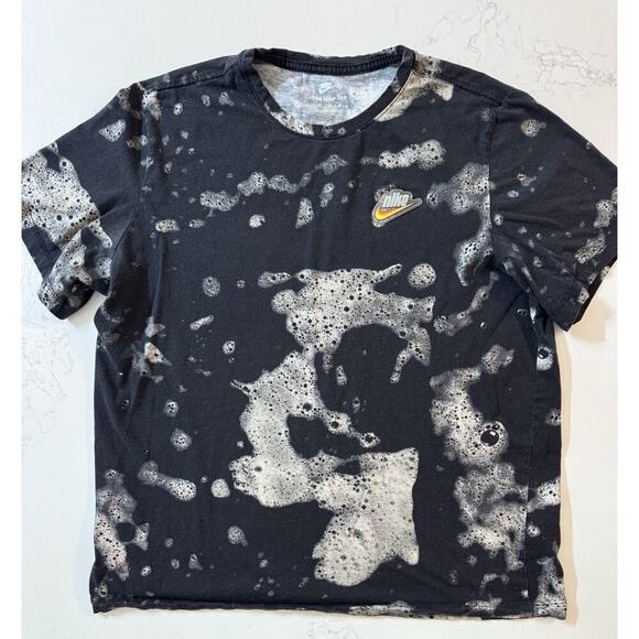 NIKE Keep It Clean Mens XL Short Sleeve T-Shirt Soap Suds Black Puff Swoosh 3D - Picture 1 of 11